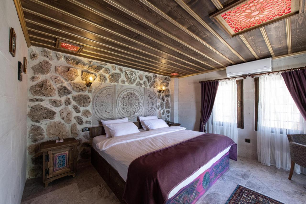 Foremanson Cave Hotel Nar