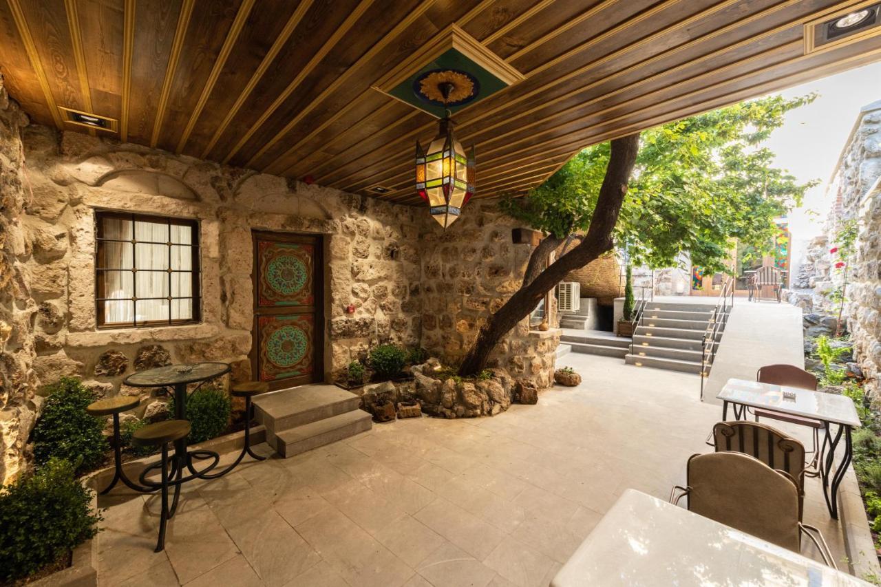 Hotel Foremanson Cave Nar